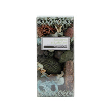 Load image into Gallery viewer, The Home Eucalyptus &amp; Kaffir Lime Scented Pot Pourri
