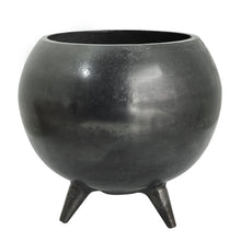 Load image into Gallery viewer, The Home Pot With Legs Planter Big Black CB1638-A
