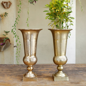 The home Metal Vase Planter Gold GD1399-B
